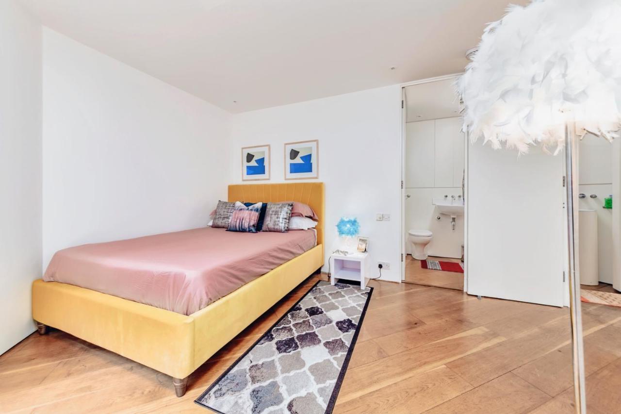 Interior-Designer Apartment With 2 Terraces London Bagian luar foto